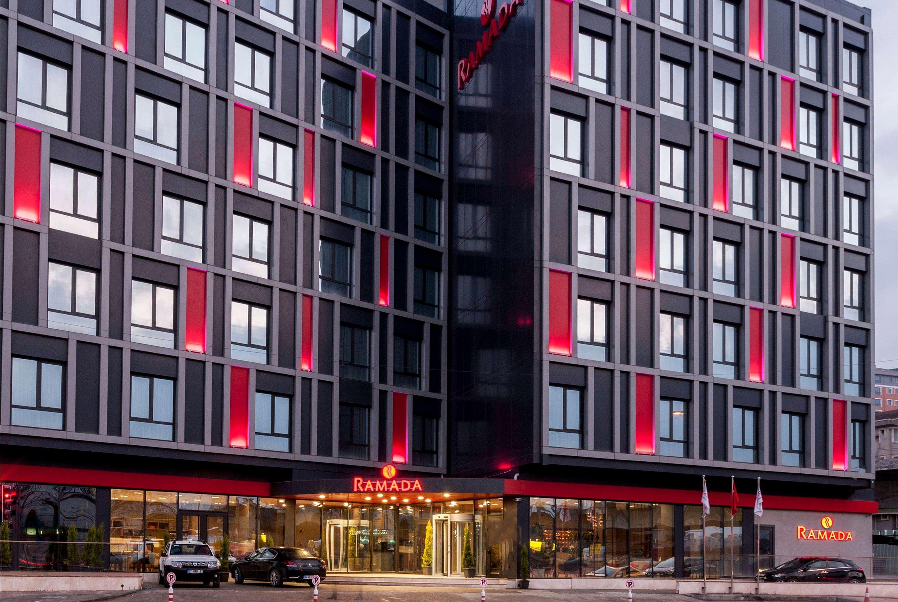 Ramada By Wyndham Istanbul Alibeykoy Hotel Exterior photo